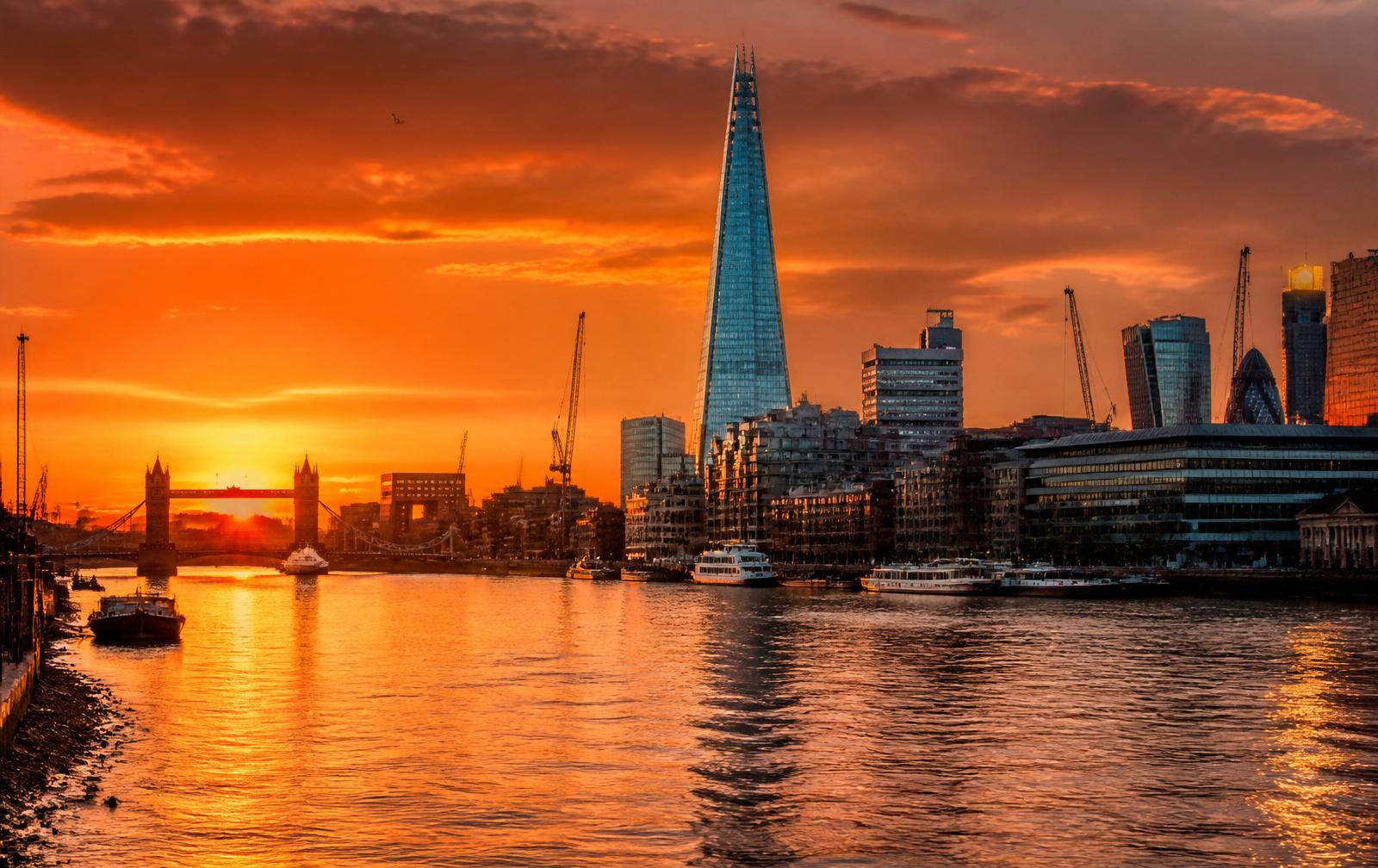 London skyline at sunset